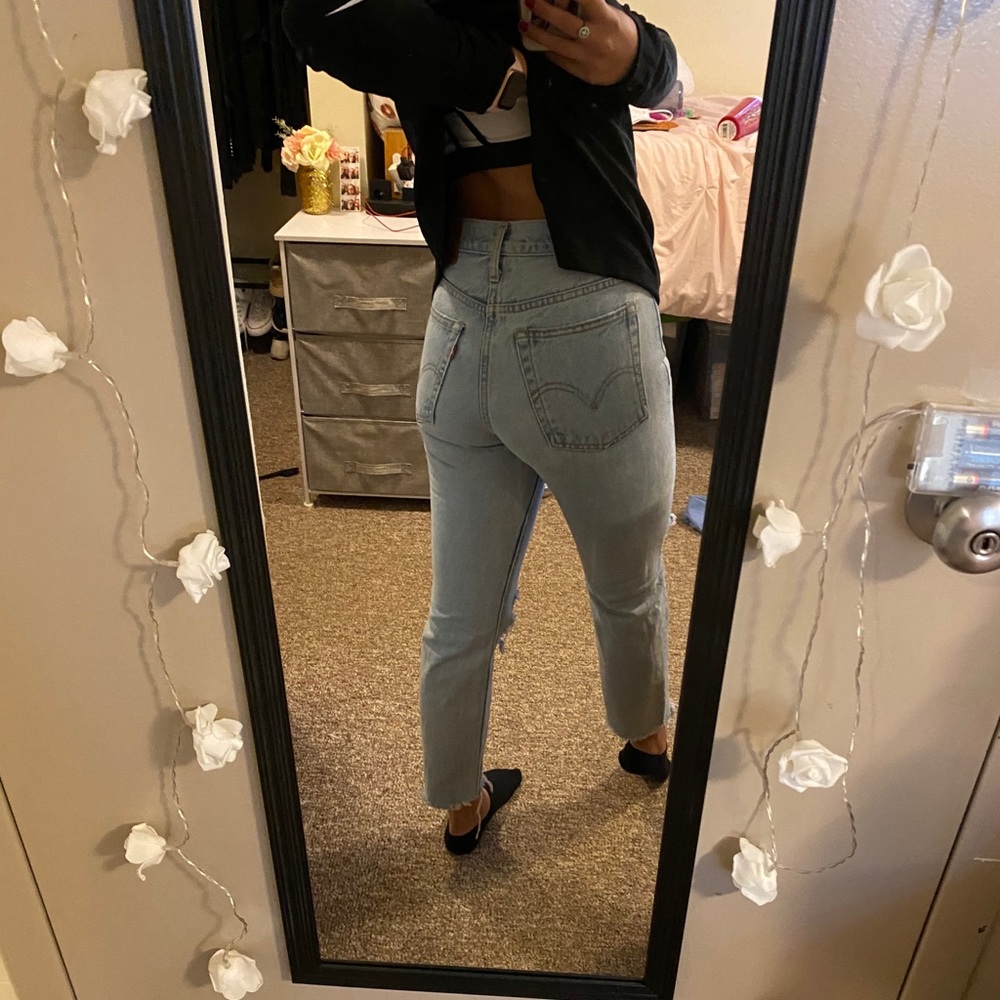 501 Distressed Levi’s - Picture 1 of 9